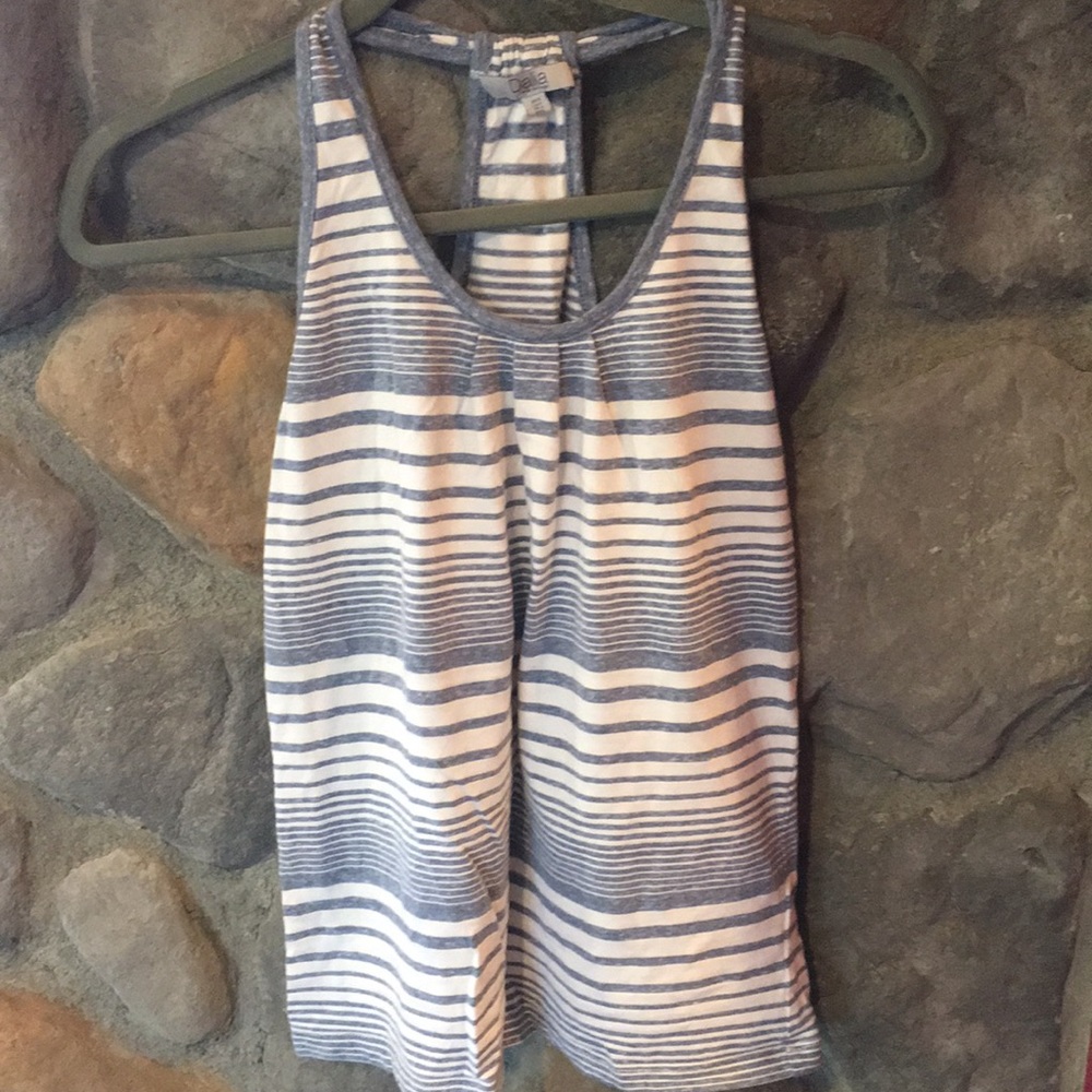 $5 in $25 bundle Dalia tank top size S
